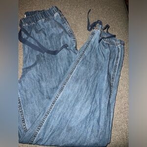 TNA for ARITZIA Chambray Lightweight Chambray Denim Joggers Size Medium
